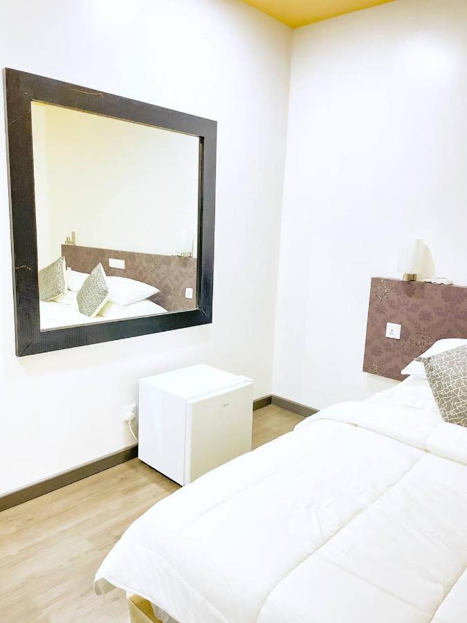 Fatims Beach House Maafushi Exterior foto
